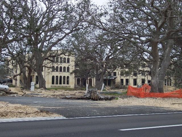 coast_post_katrina_041.JPG - Long Beach - University of Southern Miss on the Coast, home of the Friendship Oak which is over 500 years old and a Katrina survior.