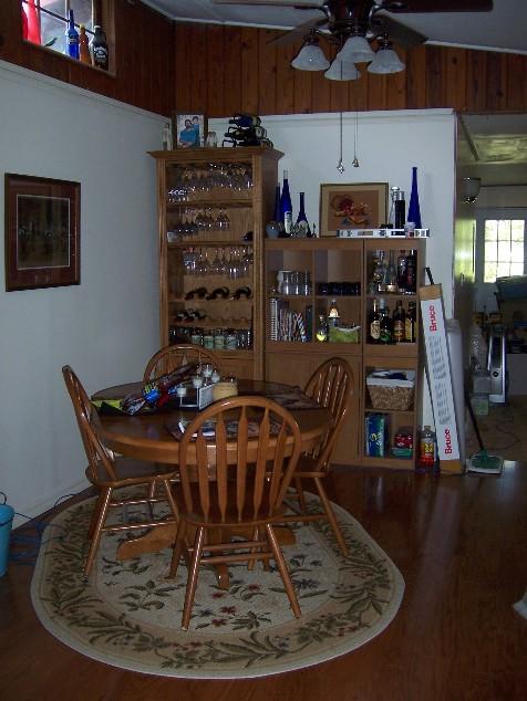 house124.JPG - Dining room, this space use to be a walk-in pantry