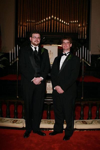 kevin_megan003.JPG - Kevin and Best Man Chris