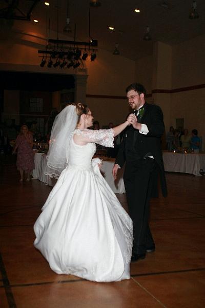 kevin_megan070.JPG - The first dance